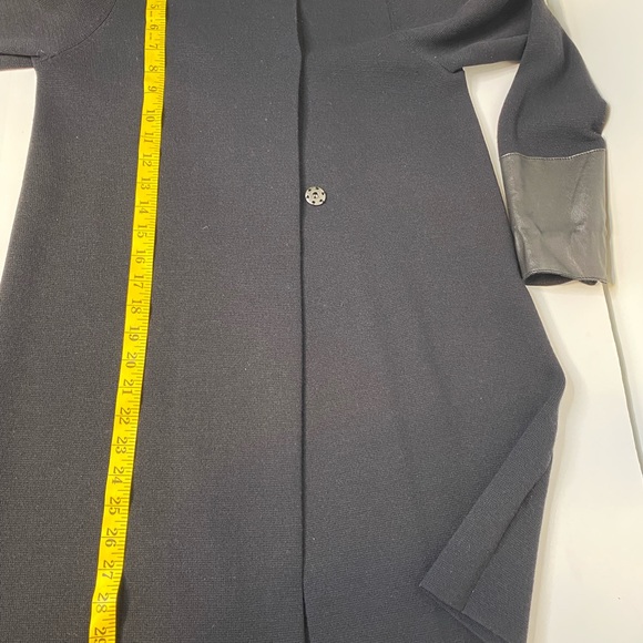 Eileen Fisher 100% Wool Sweater with leather cuffed sleeves - Picture 6 of 13